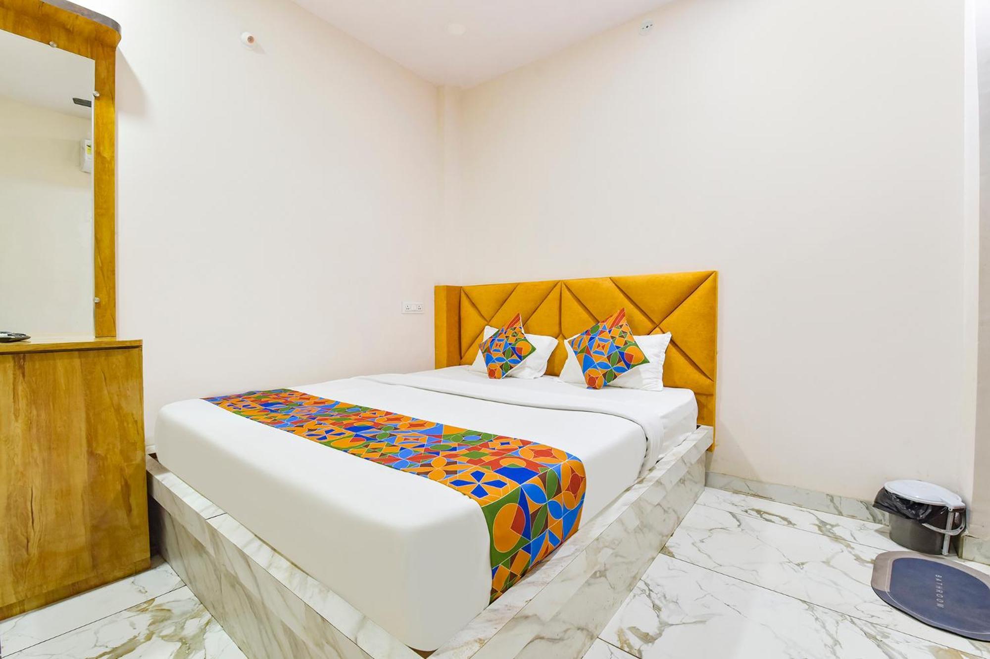 Fabhotel Somnath Udždžain Exteriér fotografie